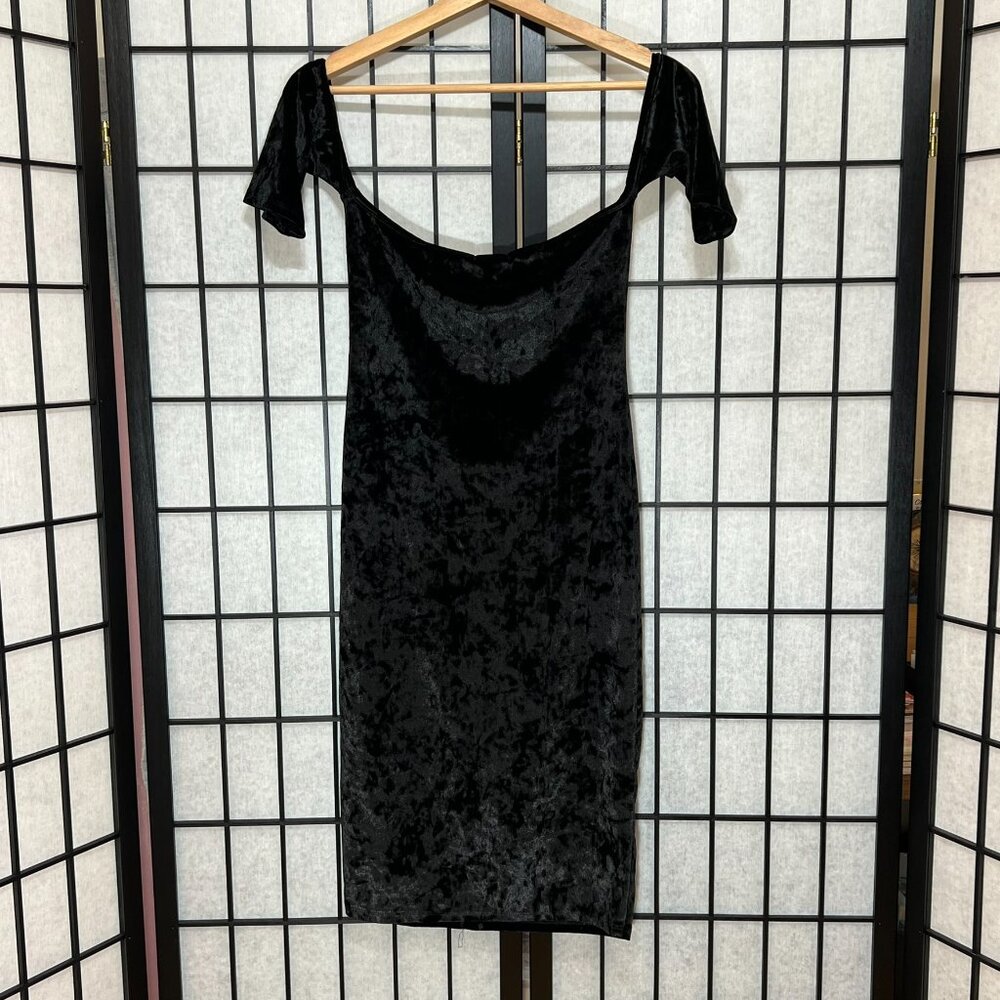 Black Velvet Off Shoulder Bodycon Midi Dress